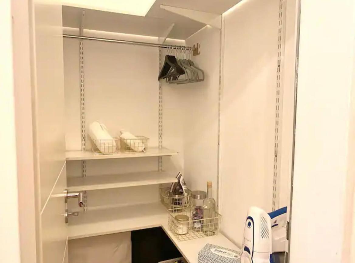 City Flat 8 อินโกลชตัดต์ ภายนอก รูปภาพ